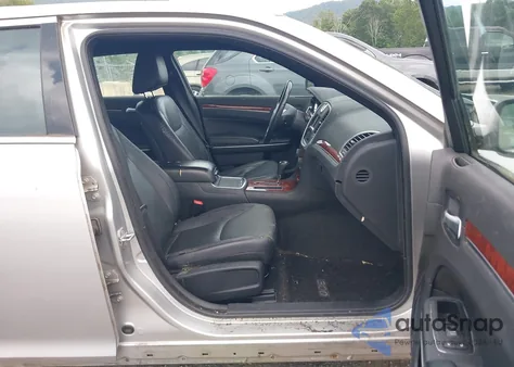 2012 Chrysler 300 из США, поврежденный, VIN 2C3CCAAG9CH142468